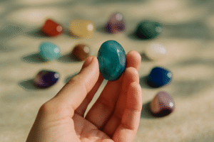 découvrez quelle pierre de guérison correspond à votre date de naissance et bénéficiez des bienfaits naturels adaptés à votre énergie.